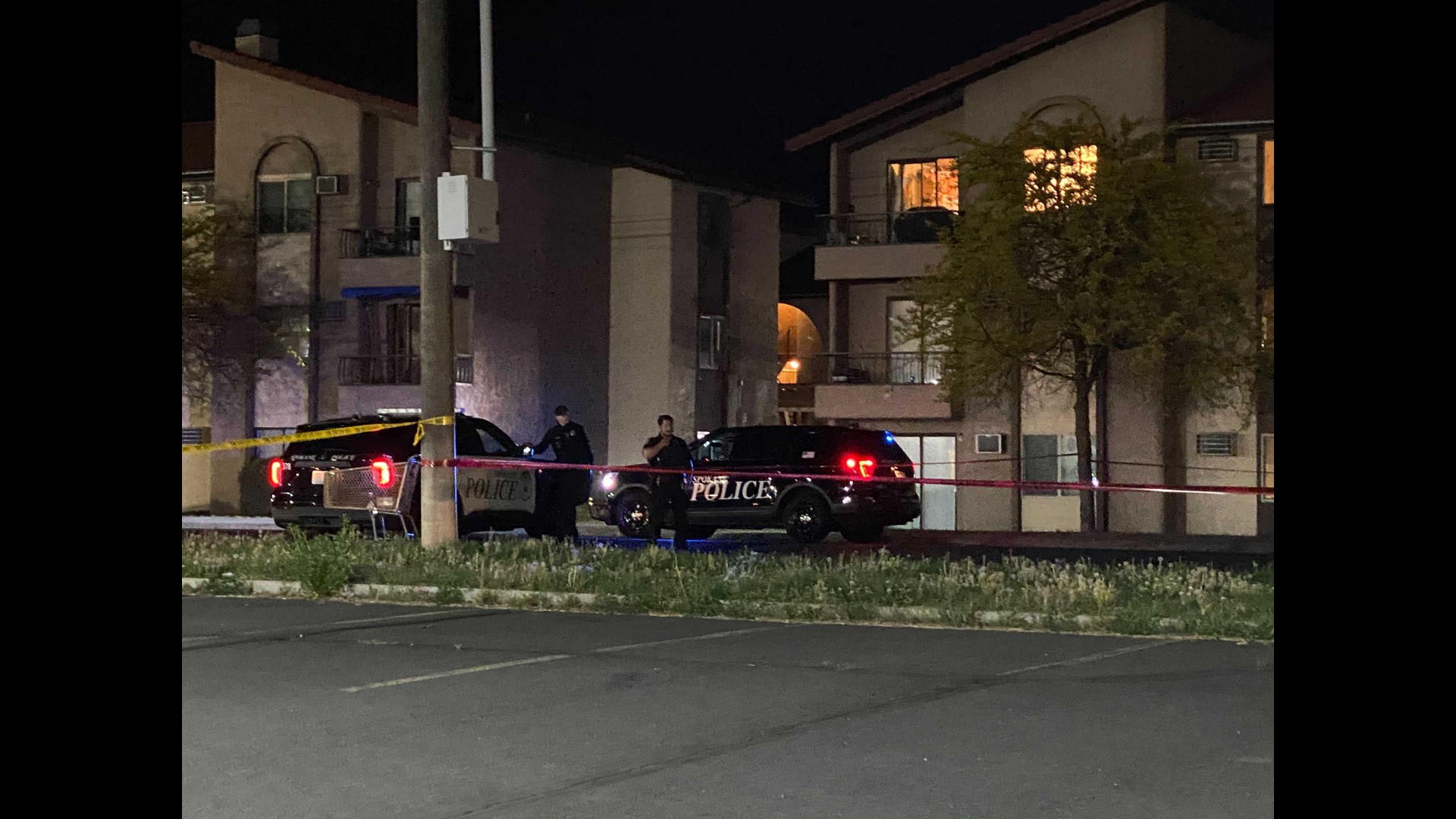 Two People Injured In Shooting Near North Spokane Apartments Krem