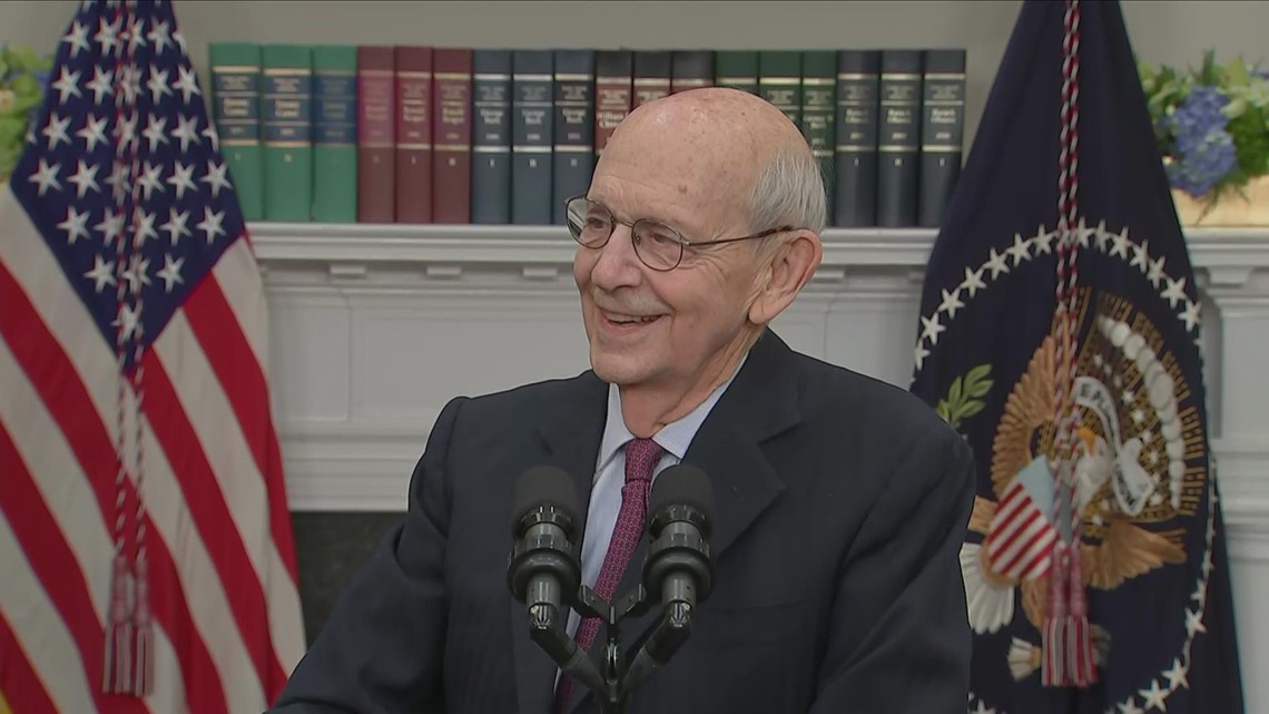 Supreme Court Justice Stephen Breyer officially announces retirement