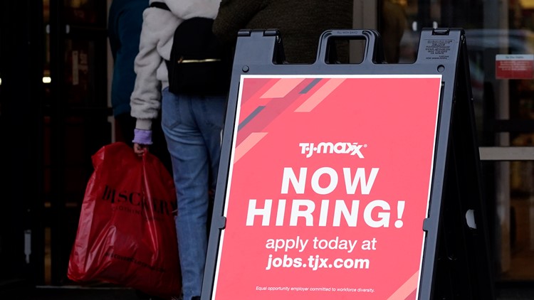 Americans filed 225,000 applications for unemployment benefits last week