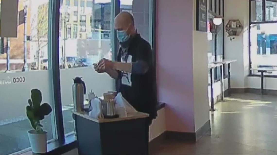 Police trying to identify thief who stole elderly man's wallet - Vimarsana News