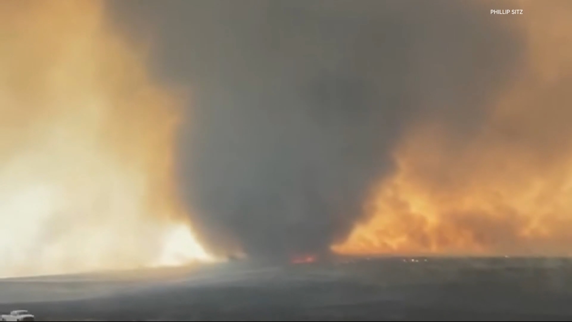 Viral video from Oregon shows a fire whirl — not a fire tornado, experts say