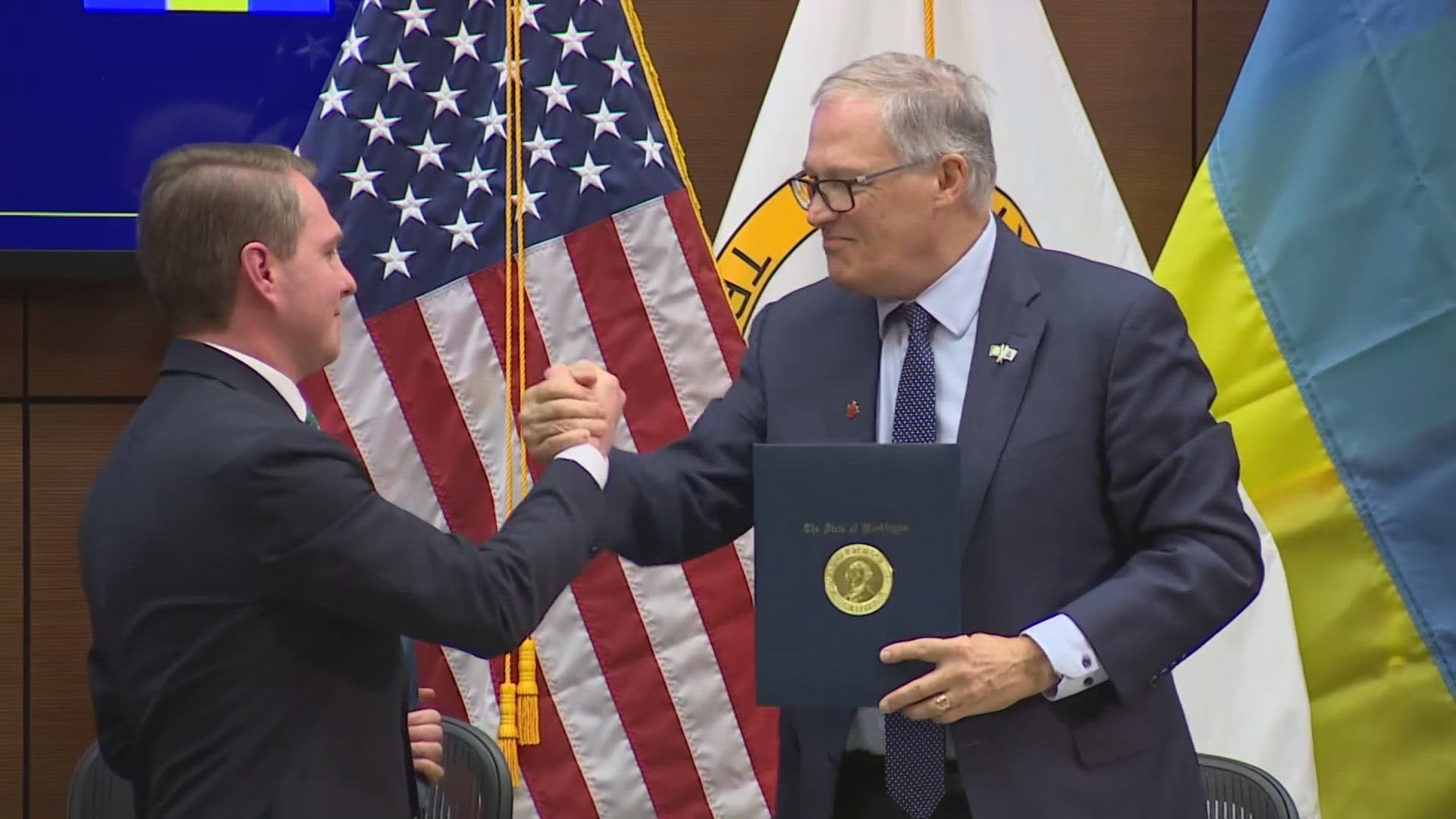 Gov. Jay Inslee met with his Ukrainian counterpart in Tacoma City Hall to sign a sister state agreement with the Kyiv region of Ukraine.