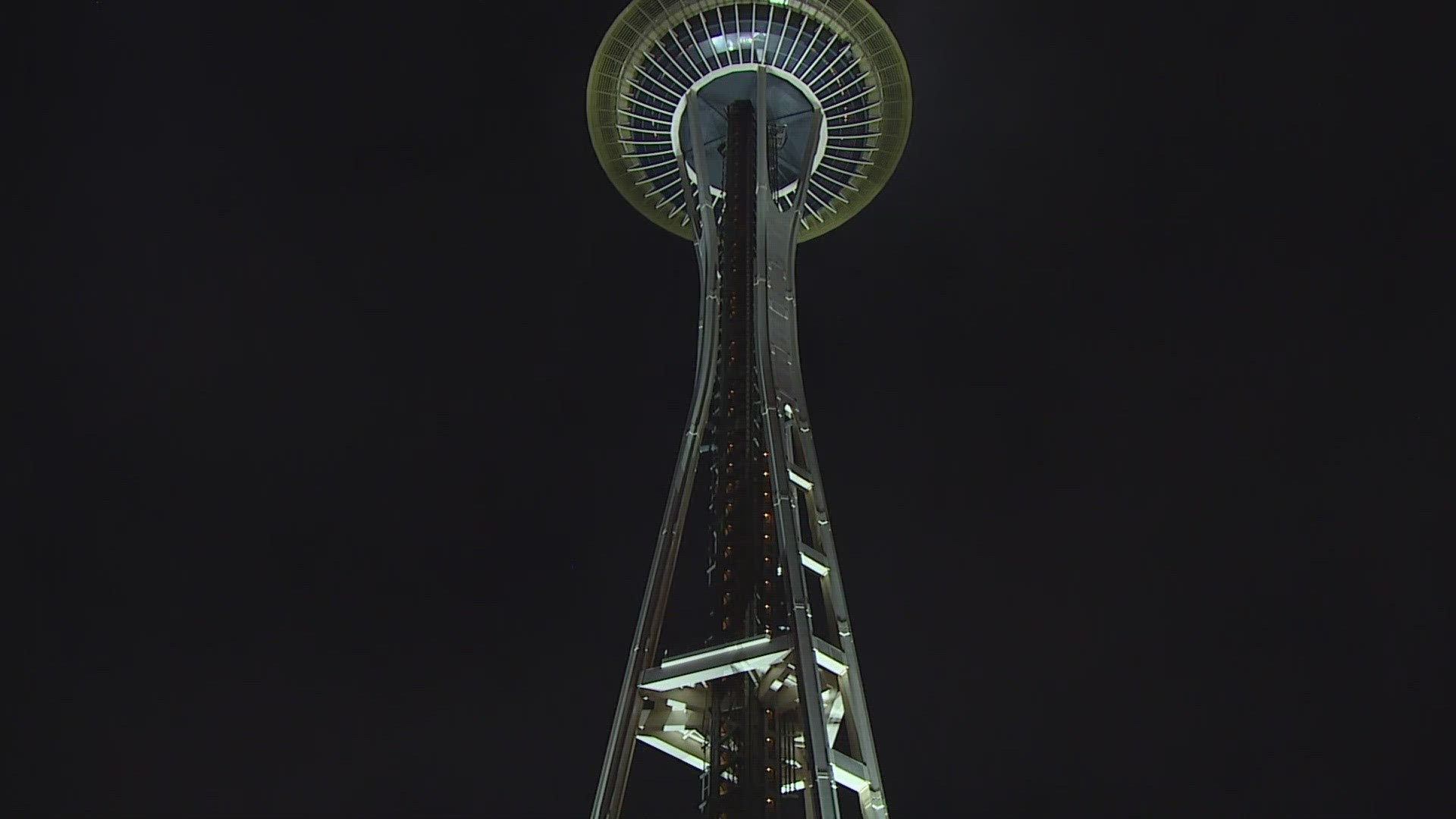 A fire started inside the elevator machine room at the Space Needle early Friday morning.