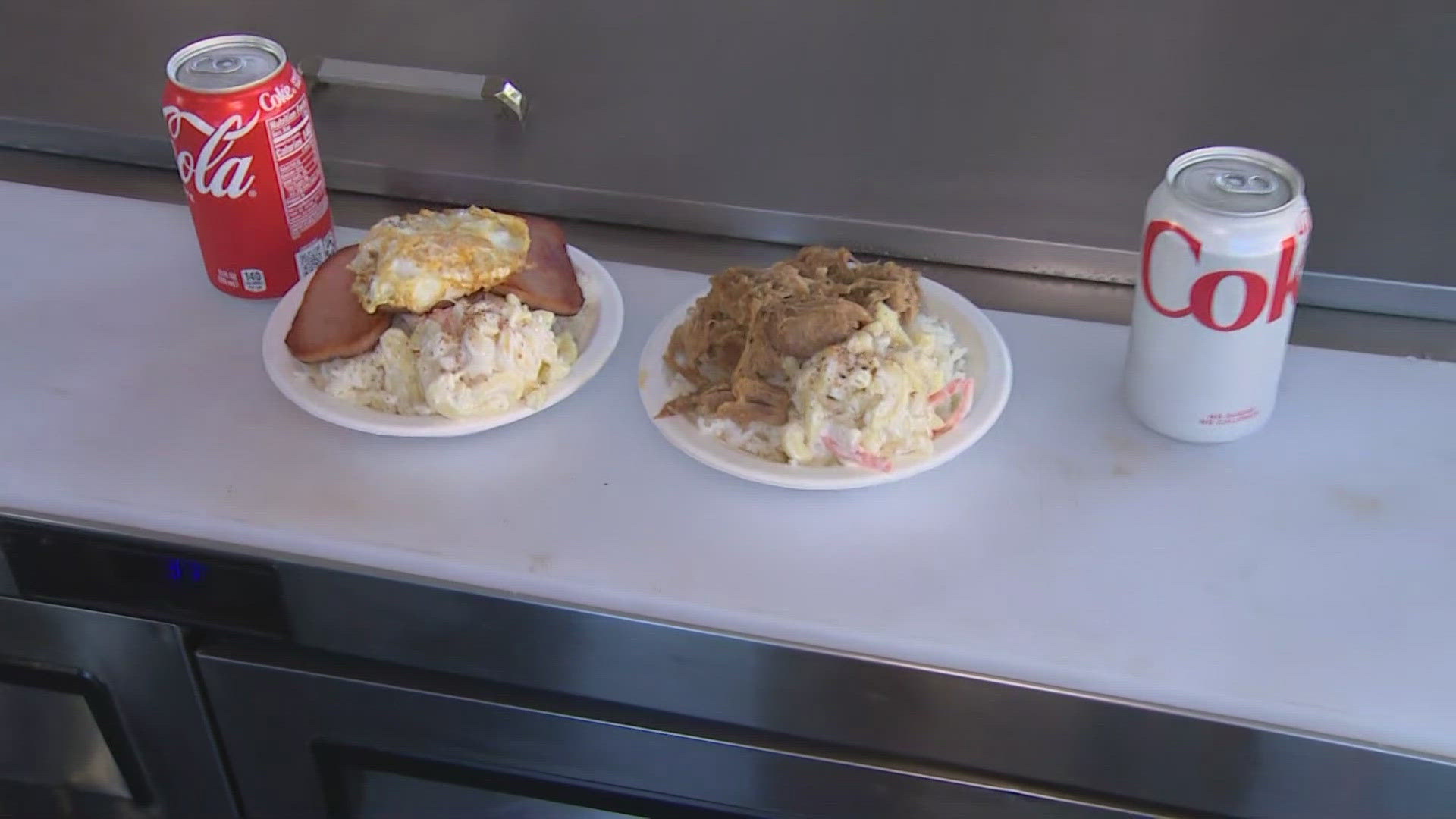 KING 5's Savannah Welch stopped by one of the vendors offering a new Washington State Fair $10 meal deal