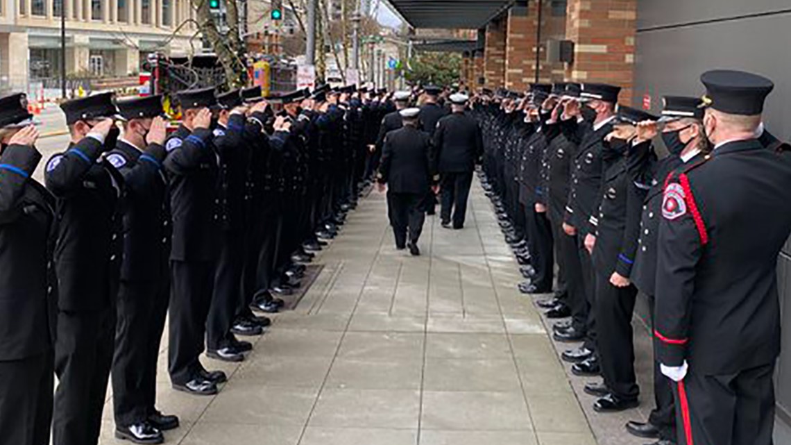 Community honors Seattle Deputy Fire Chief Jay Schreckengost - Vimarsana News