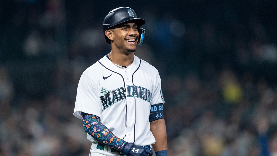 A team on the rise': How national media predict Mariners' 2023 season will  go