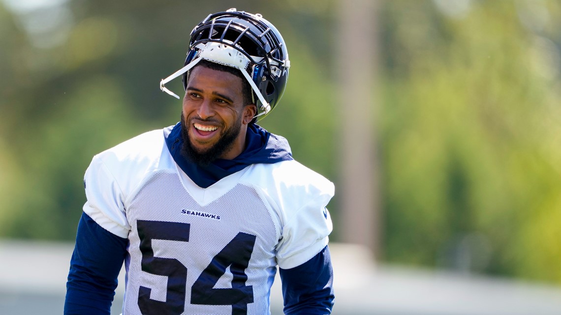 Bobby Wagner focused on leadership in return to Seahawks