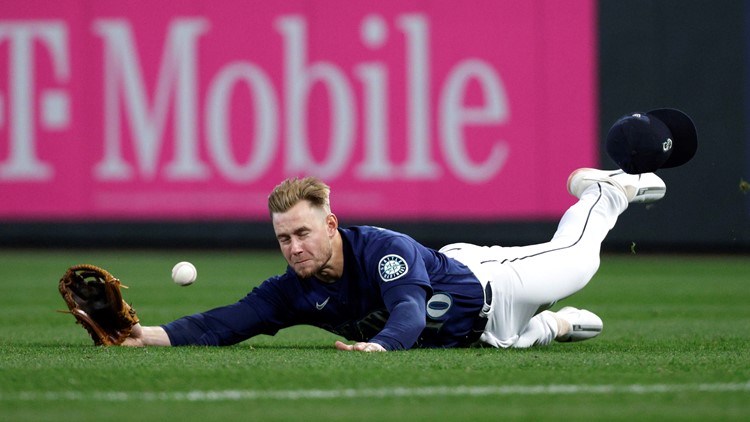 Mariners demote Jarred Kelenic to minors after poor start