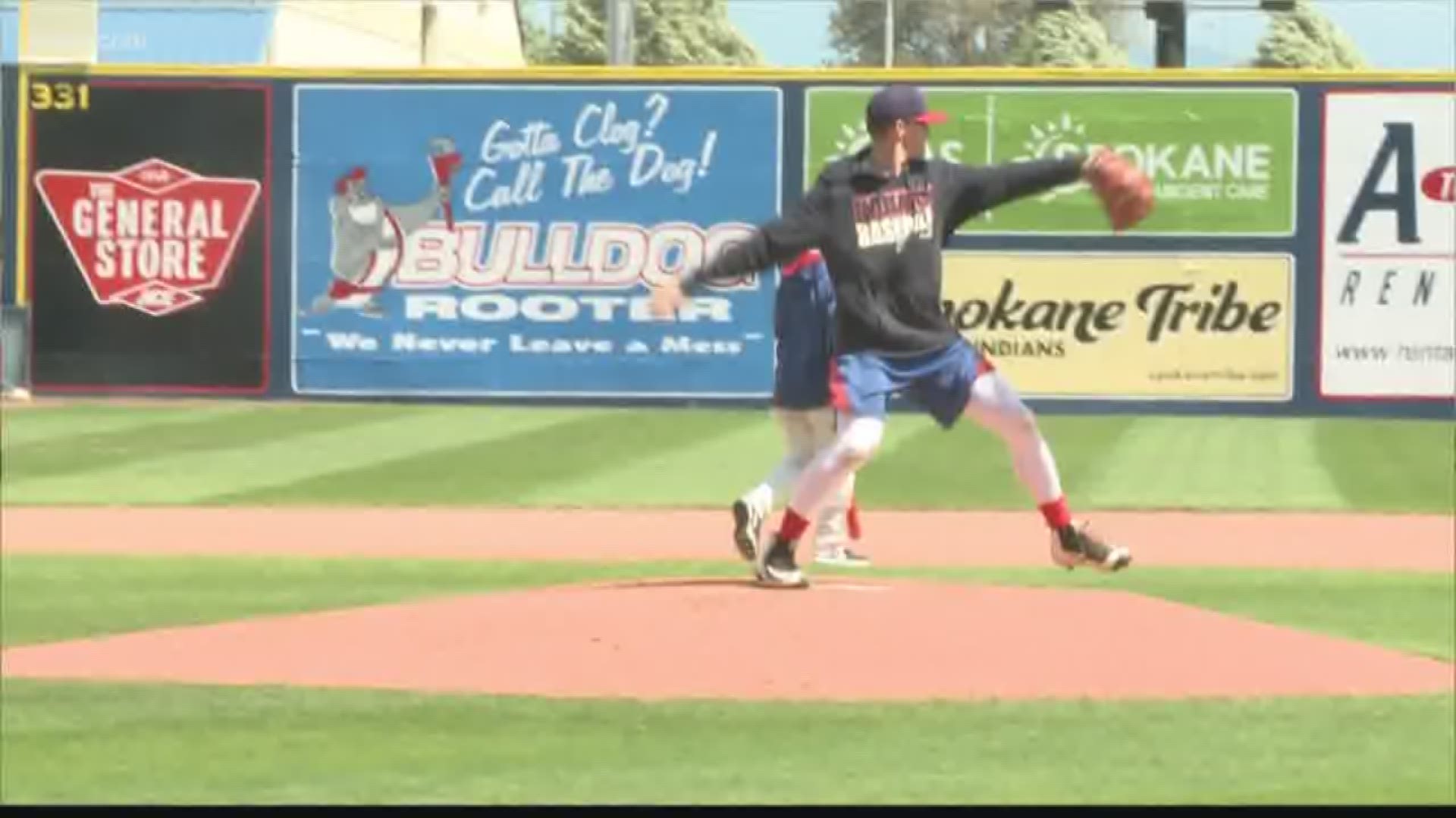 Former Gonzaga star Royce Bolinger is coming back to Spokane to reinvent himself as a pitcher.