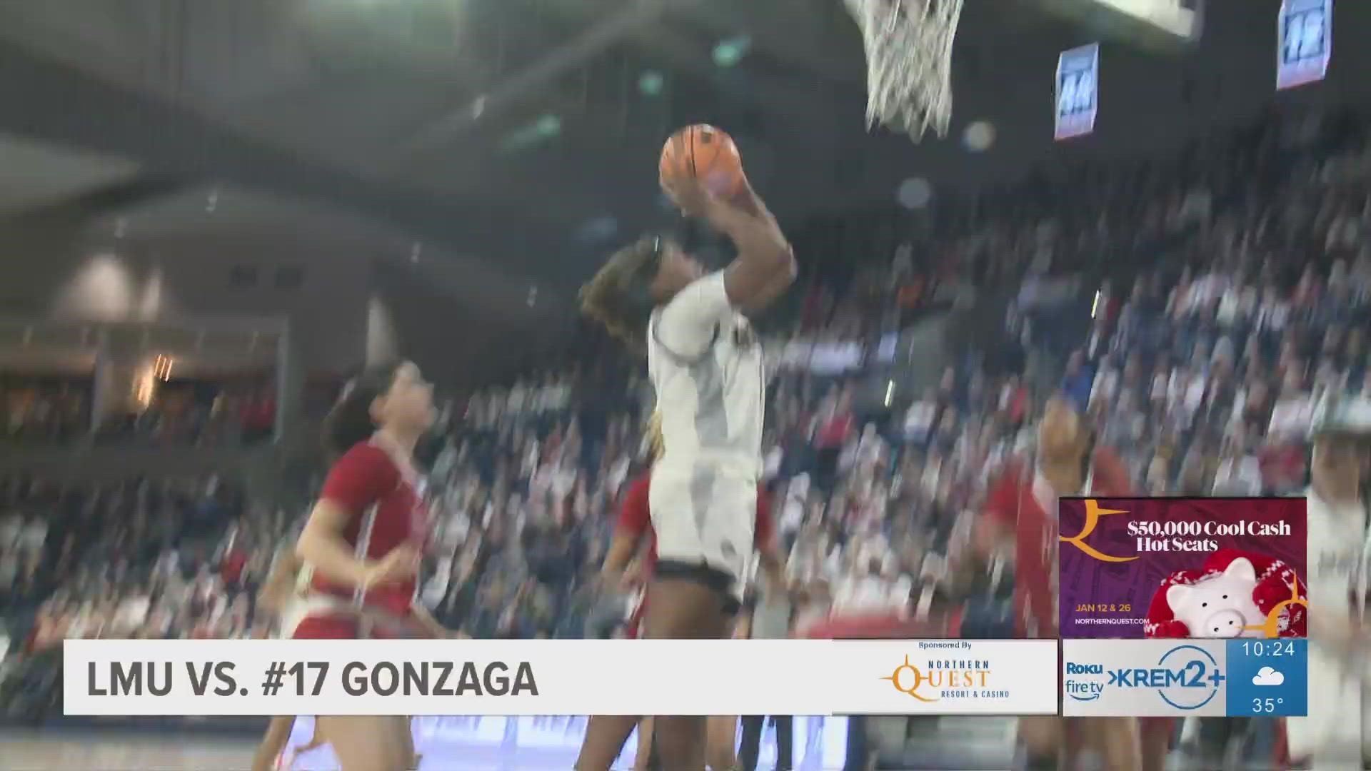Zag forward Eliza Hollingsworth left the game with an injury after an intentional foul in the first quarter. She is expected to return next game against Pepperdine.