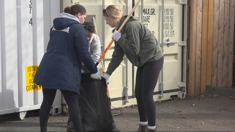 Gonzaga students give back with day of service