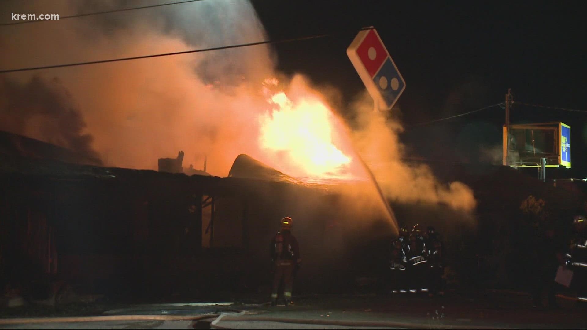 Large fire destroys vacant apartment building in Airway Heights