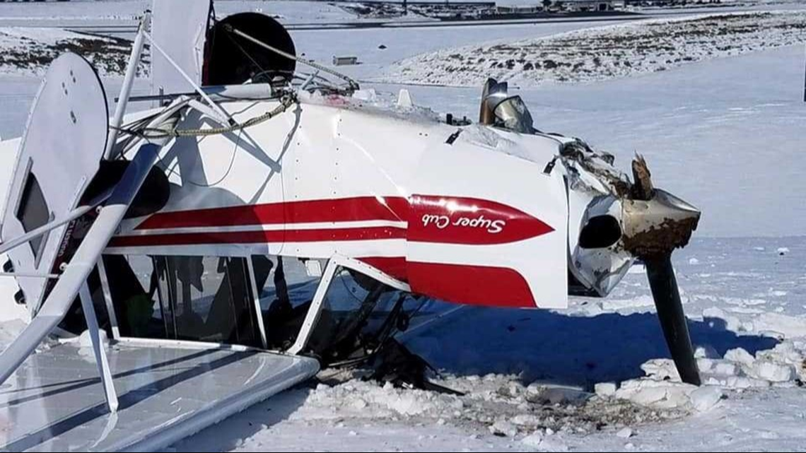 Plane crashes, flips in field outside Pullman | krem.com