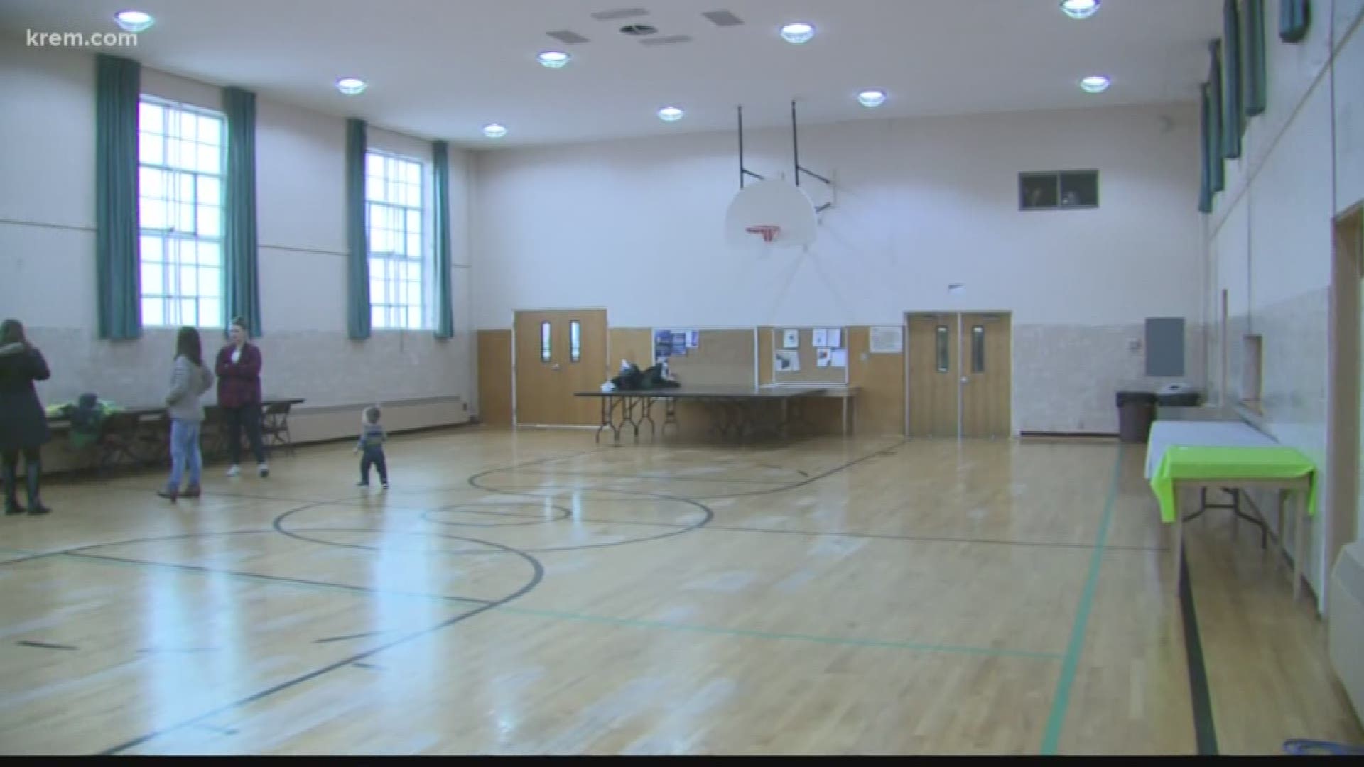 The city of Spokane approved another warming shelter contract to house men in need. The contract originally provided 40 spaces but a local church decided to instead open up its gym, allowing for 60 spaces.