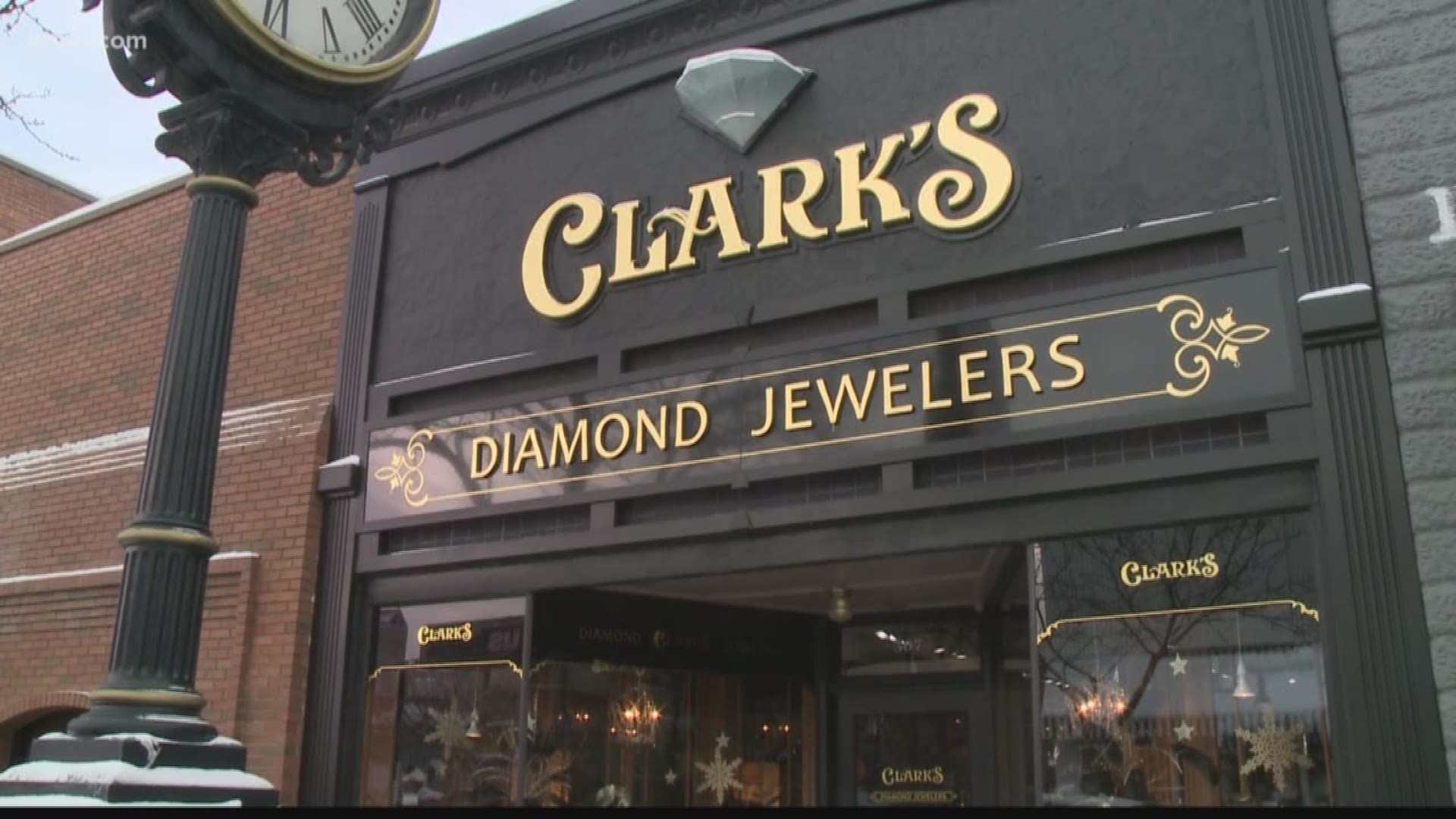 A Coeur d'Alene jewelry store is offering refunds to some customers since it snowed at least 3 inches over the weekend. The promotion ran during the holiday season.