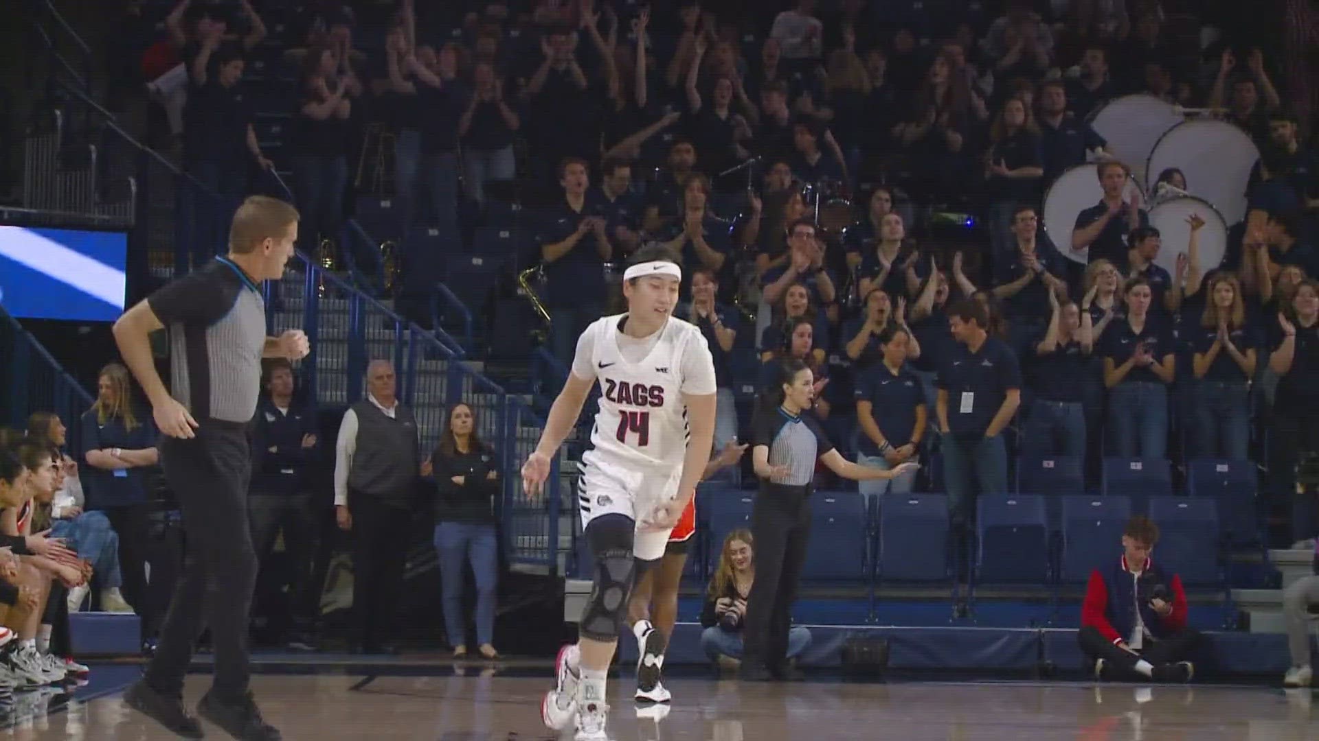 Zags set school record with 19 threes, six score in double figures in the historic victory.