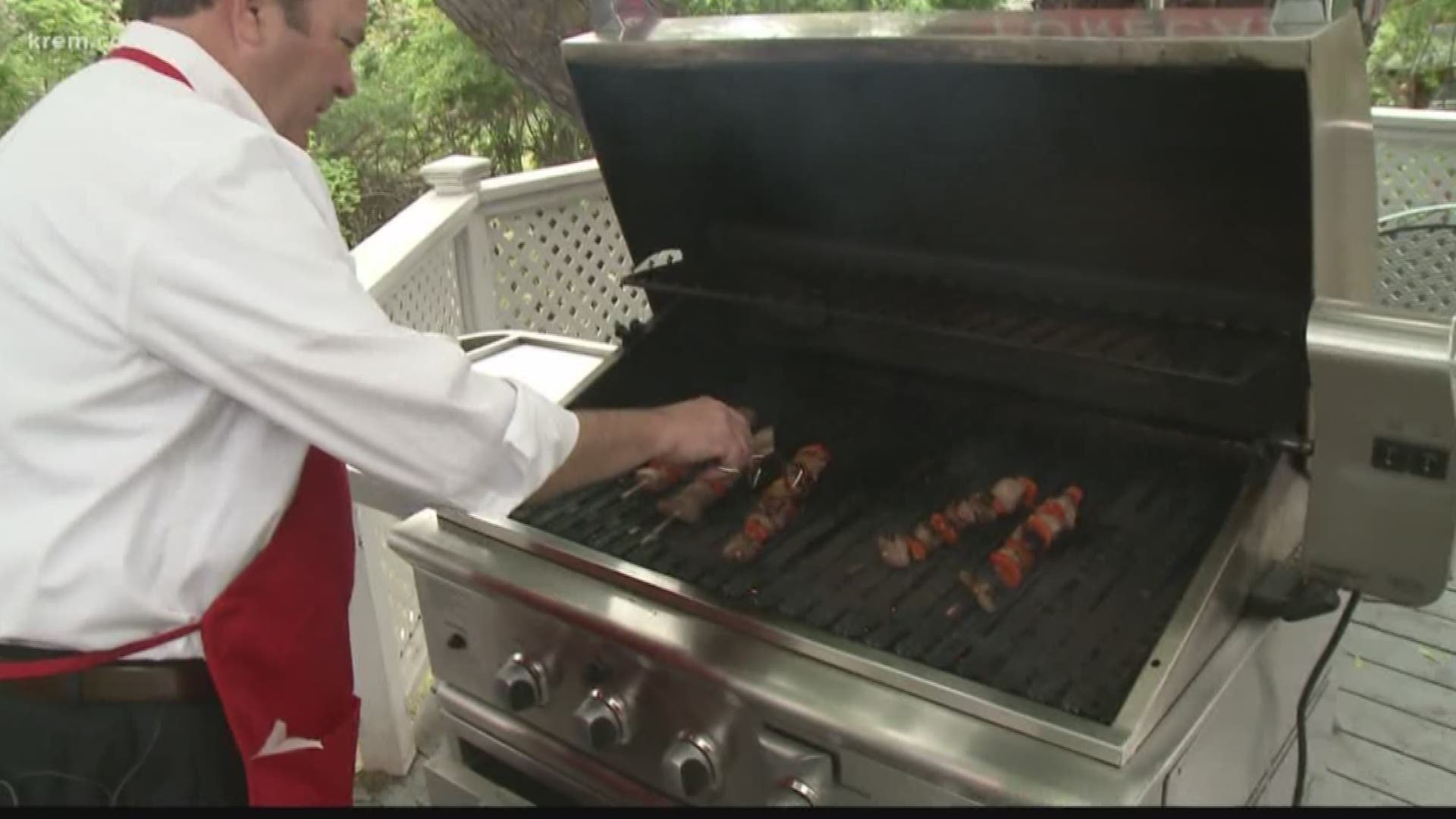 Tom Sherry is getting us ready for the weekend with his recipe and his forecast!
