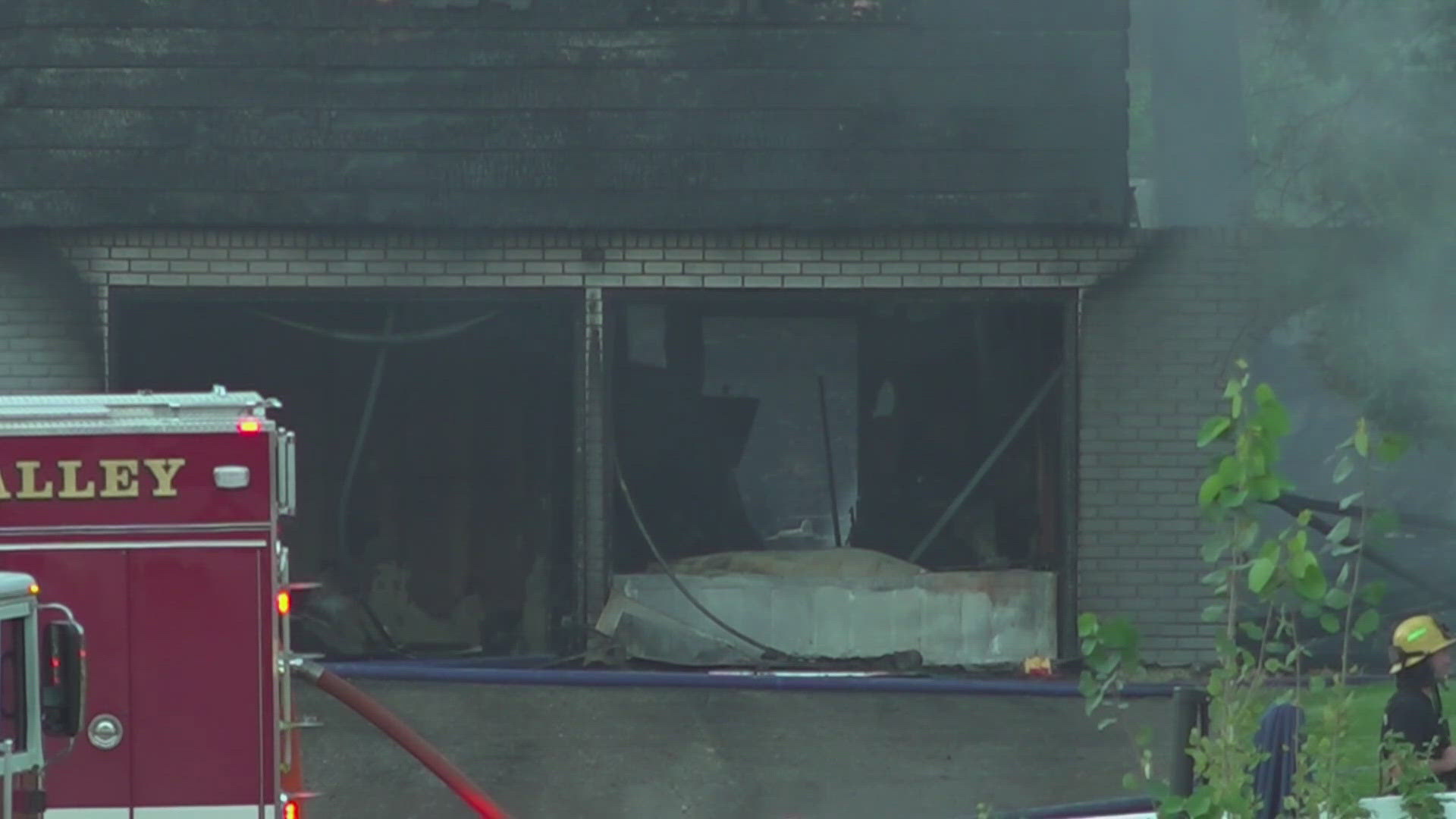 Garage fire in Spokane Valley | krem.com