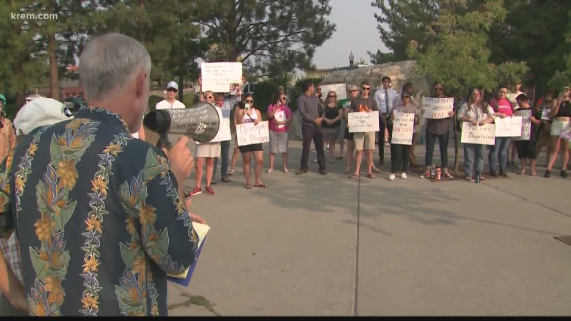 Protesters in Spokane rally against ICE and border patrol (8-15-18)