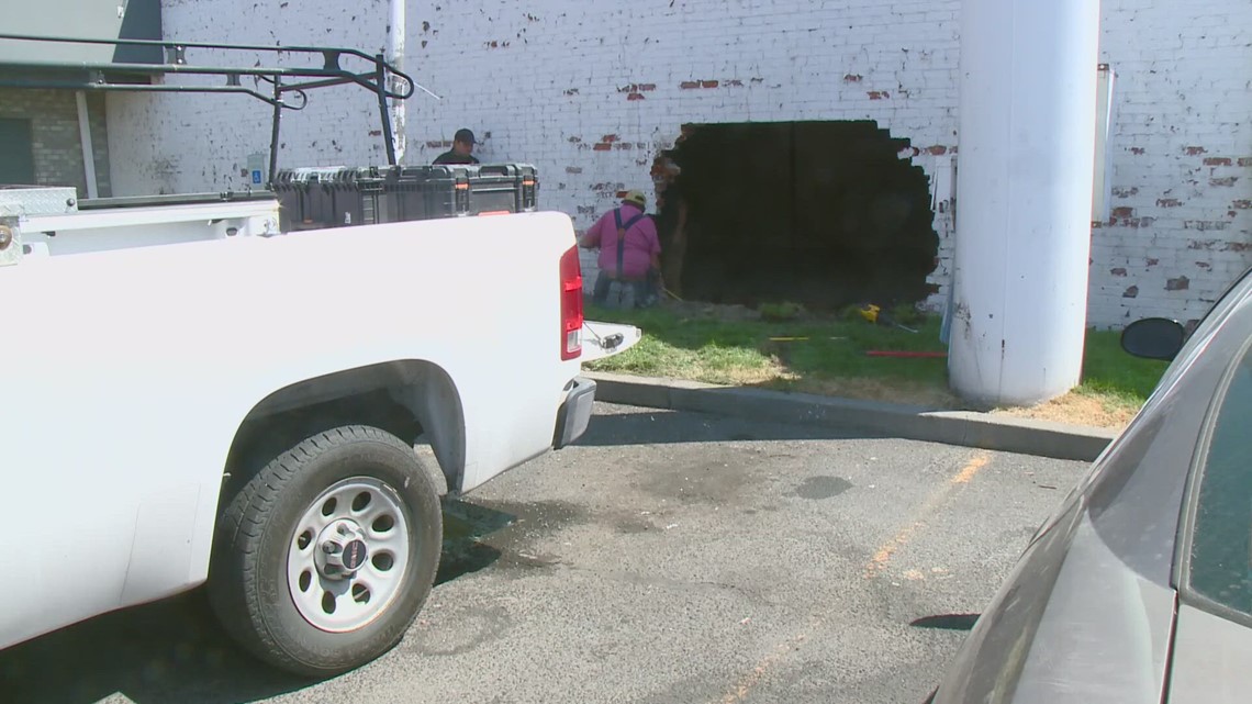 Suspect allegedly fires at Airway Heights officer before leading police ...