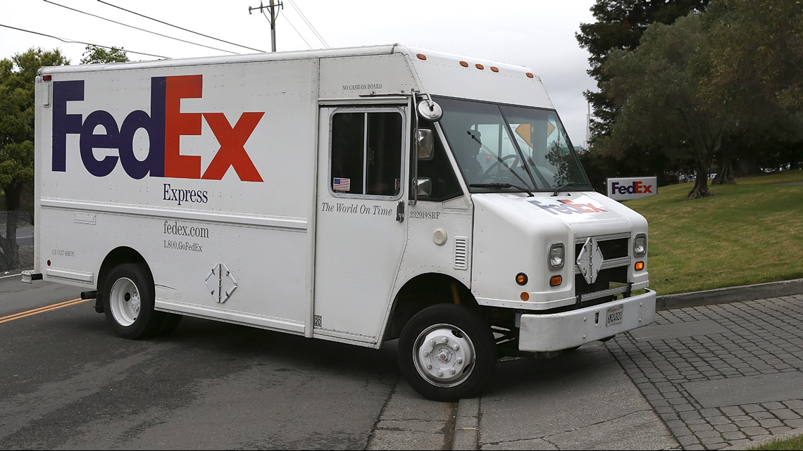 FedEx shares Christmas shipping deadlines