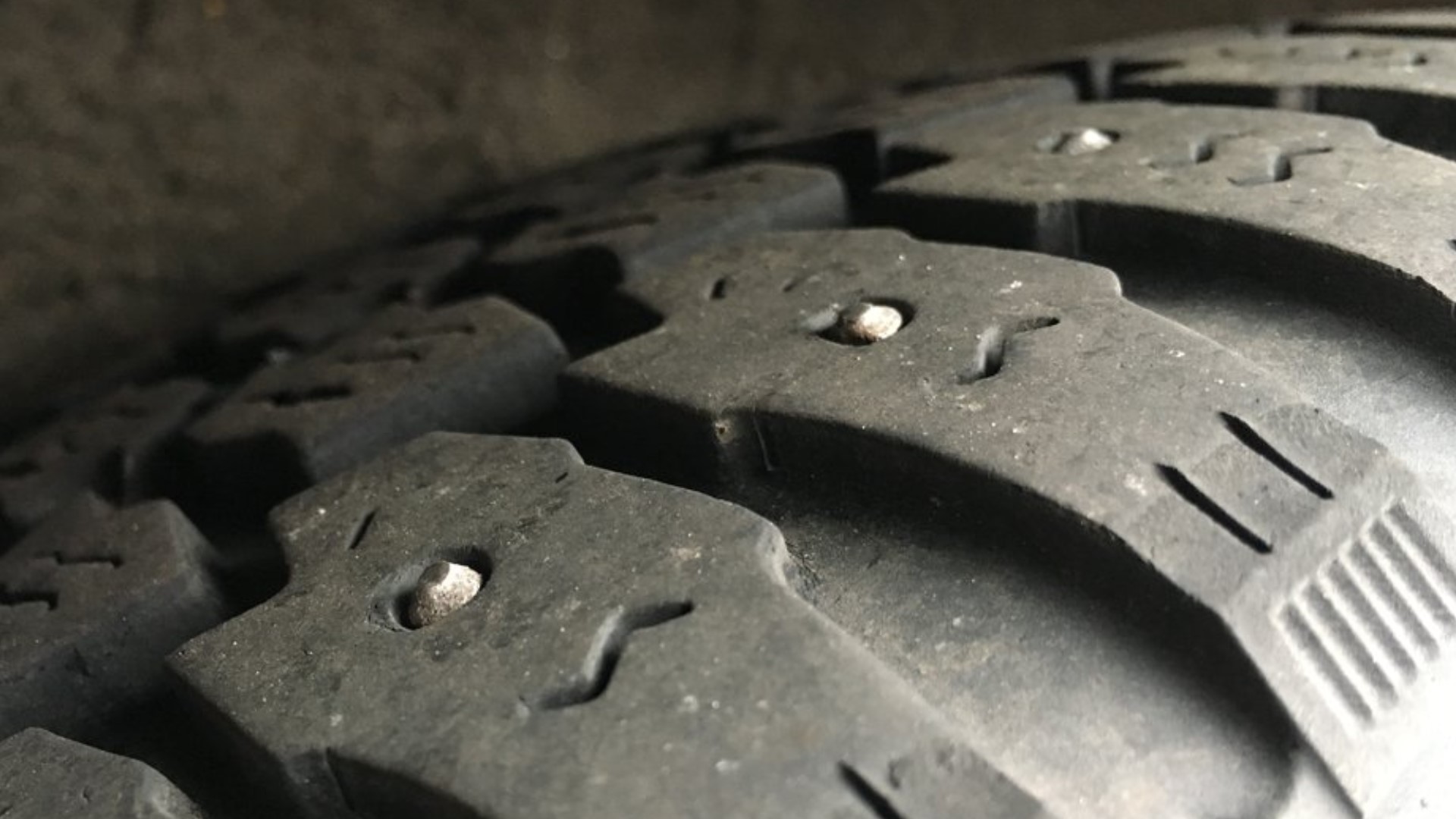 Studded tire removal deadline extended to May 15 due to COVID19
