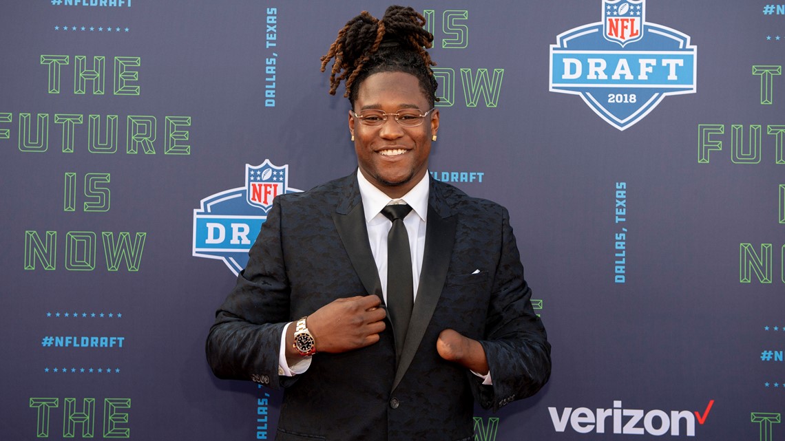 Shaquem Griffin's #49 Seahawks jersey a top 5 seller among NFL rookies –  KIRO 7 News Seattle