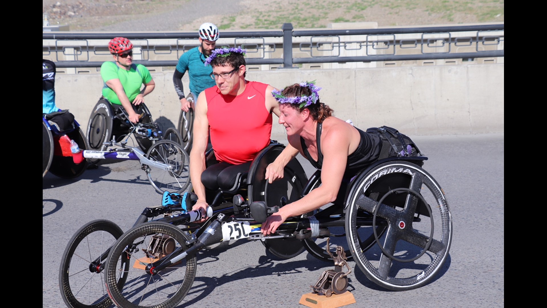 Elite runners win big at 42nd annual Lilac Bloomsday Run