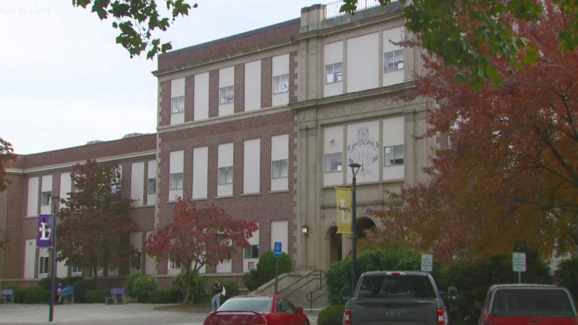 Several school districts cancel Thursday classes due to gas leak near