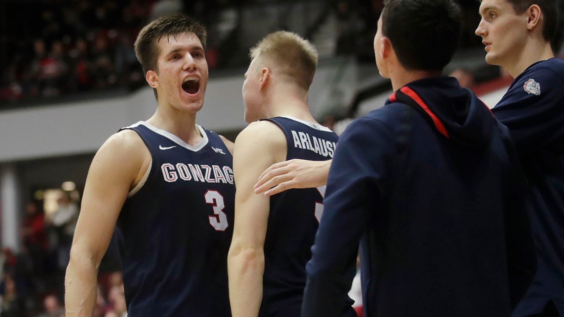 Gonzaga's Filip Petrusev to play pro in Serbia instead of