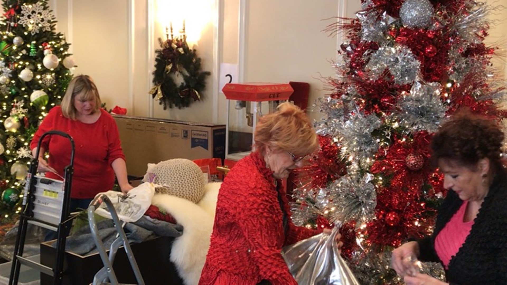 Army of volunteers creates Christmas Tree Elegance in Spokane