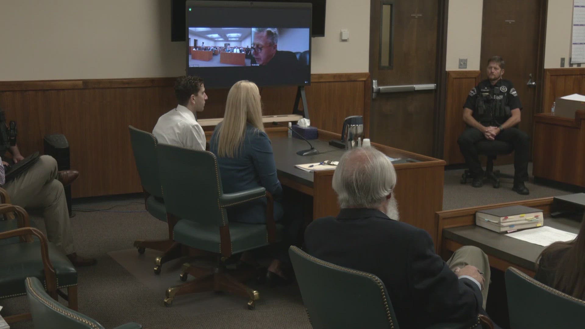 Pronunciation of U and Ü visual data 7