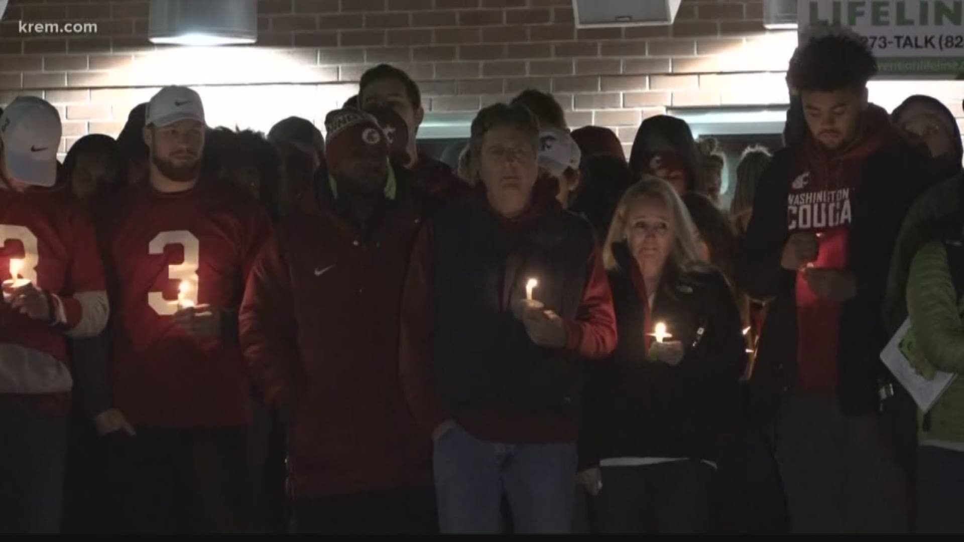 WSU students, faculty remember the life of Tyler Hilinski at vigil