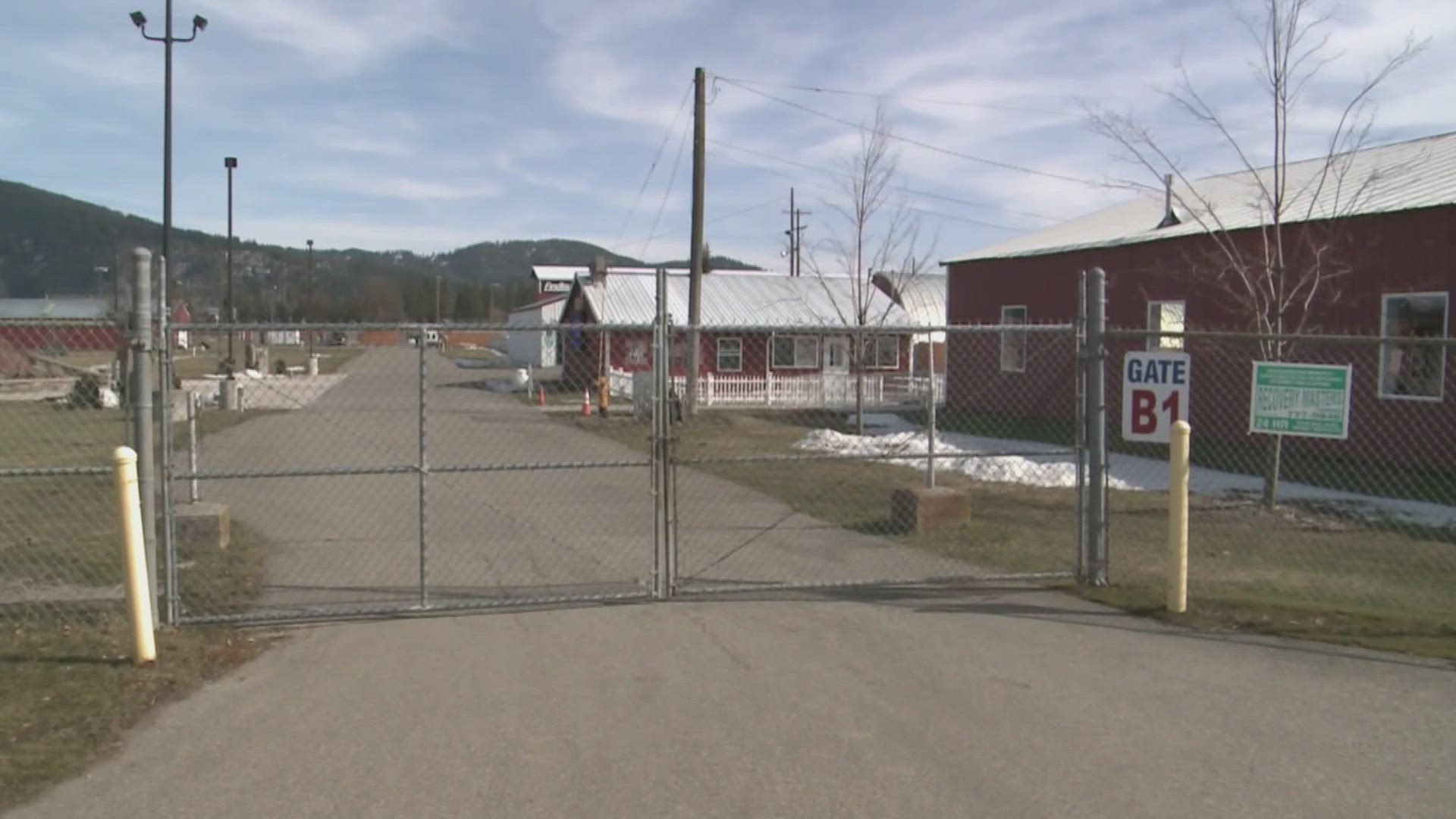 What's that smell? Notoriously foul smelling flower blooms at Manito ...