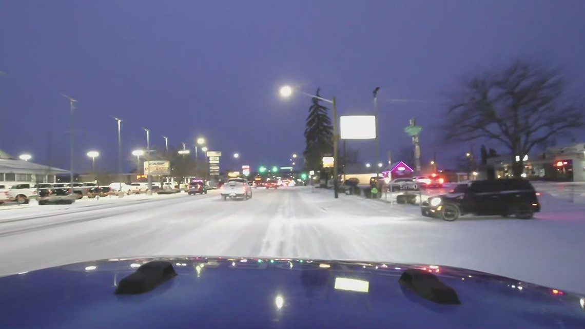 Snowcovered roads slow Wednesday morning commute in Spokane, Inland
