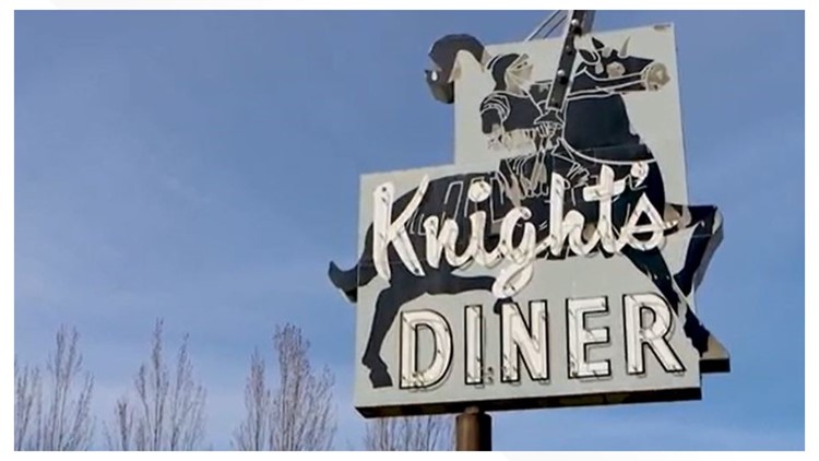Knight's Diner