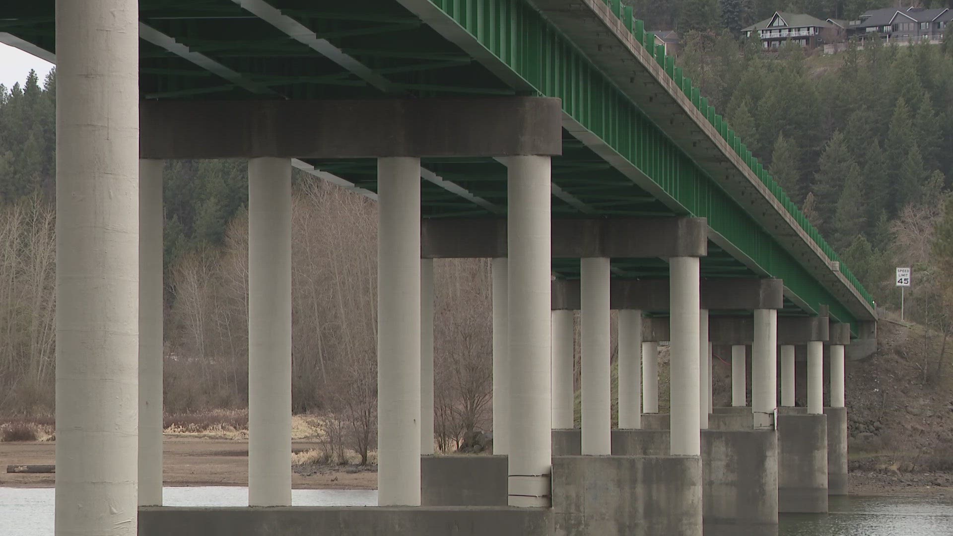 Drivers could expect delays of up to 30 minutes as crews work on the bridge.