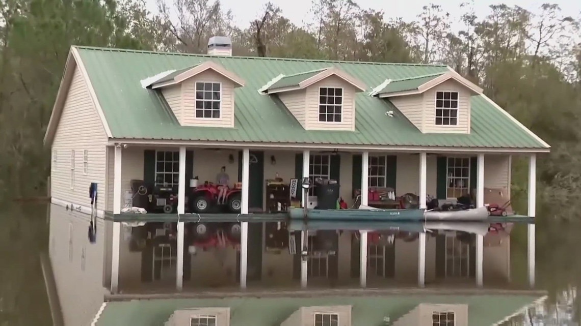 Fraser Roxburgh At least 17 dead following Hurricane Milton | krem.com