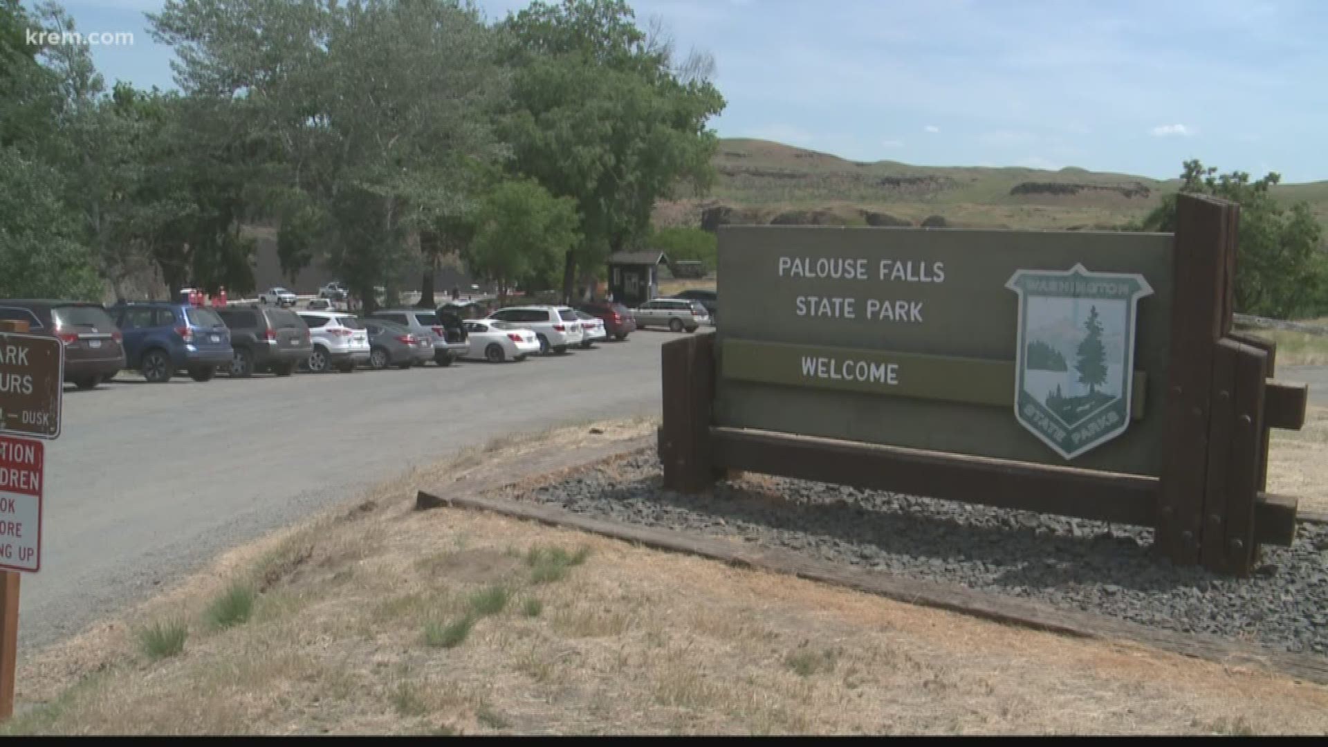 More signs, fencing added to Palouse Falls