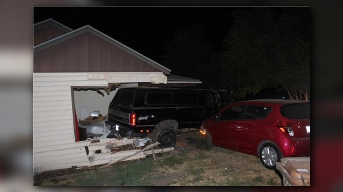 Driver who crashed into bedroom of Spokane home arrested on suspicion ...