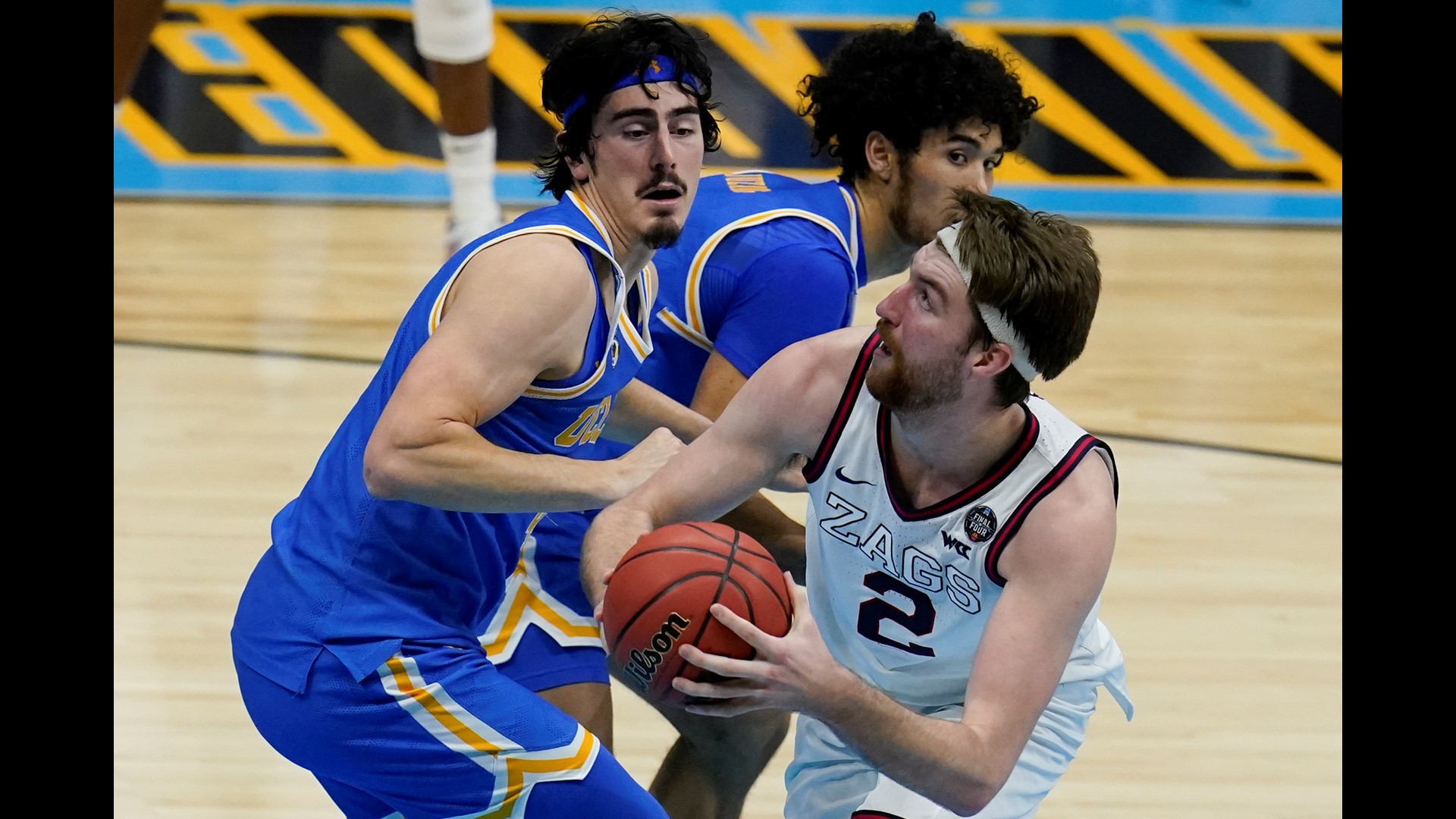 Gonzaga Beats UCLA In Final Four Overtime On Suggs Buzzer Beater | Krem.com