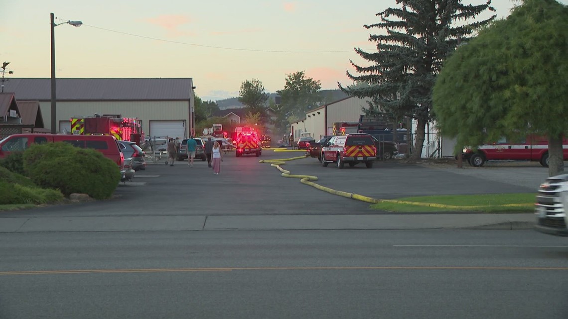 Spokane Valley fire crews investigating RV fire on East Sprague | krem.com
