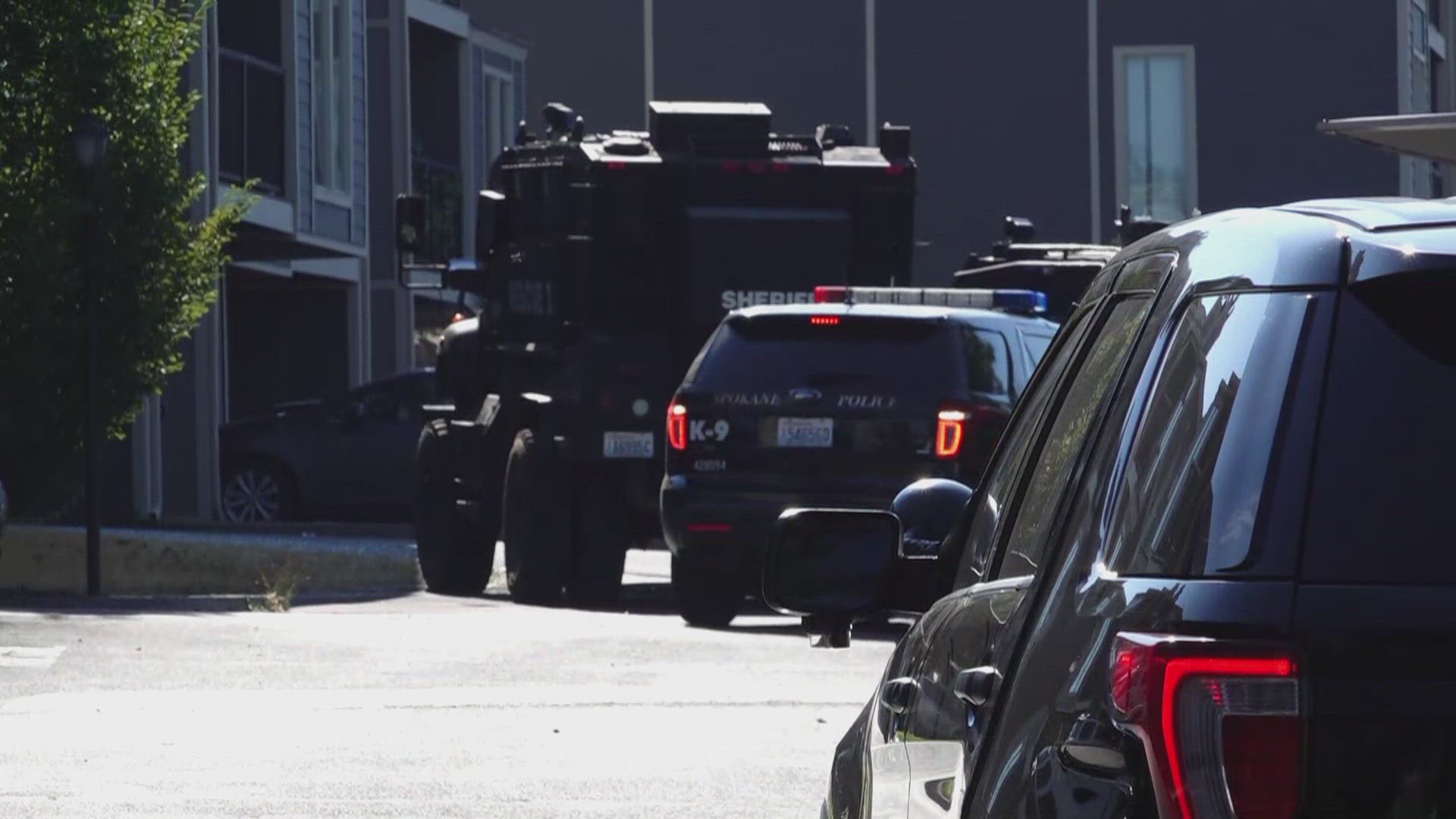 Suspect detained after standoff in Spokane Valley | krem.com