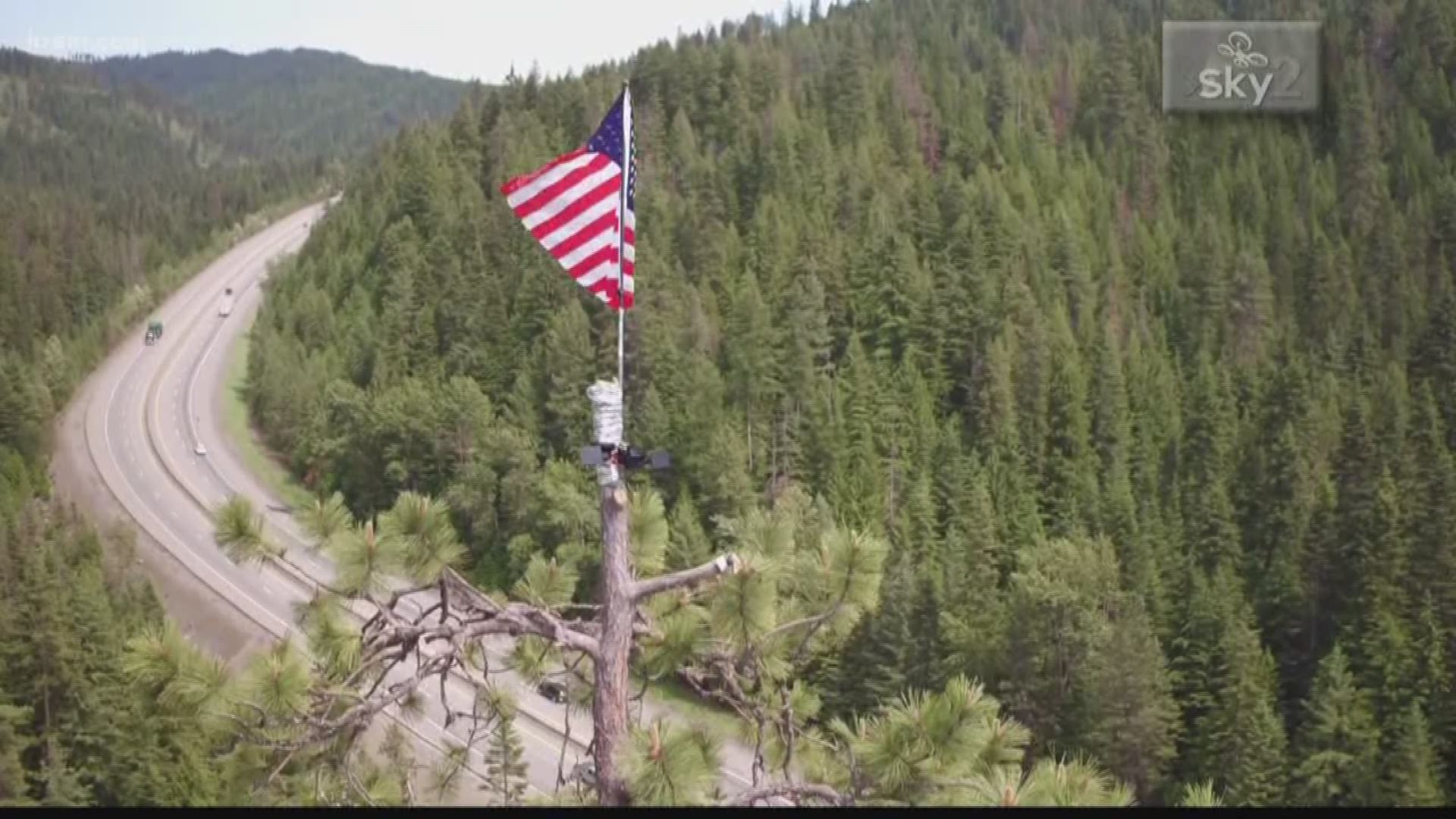 Mysterious American flag shows up again near 4th of July Pass