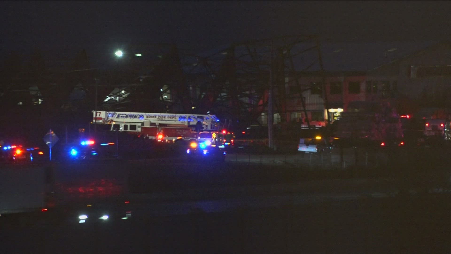 3 dead and 9 injured after hangar collapse near Boise Airport