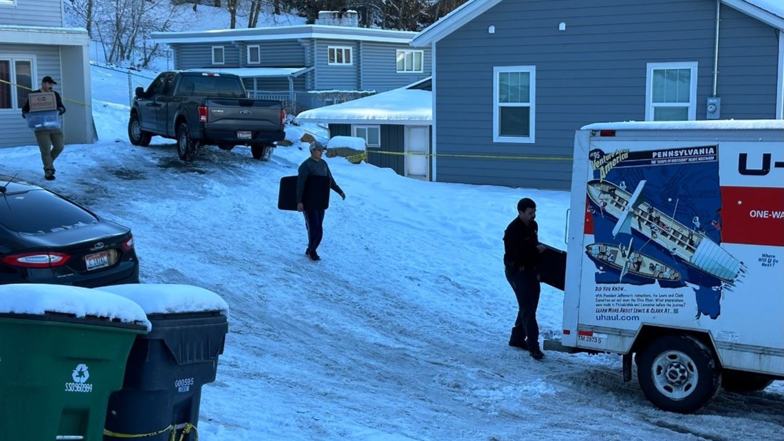 Pictures reveal belongings of murdered Idaho students as police remove boxes