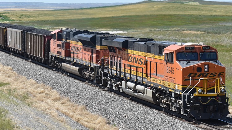 Federal judge blocks BNSF workers from striking over new attendance policy