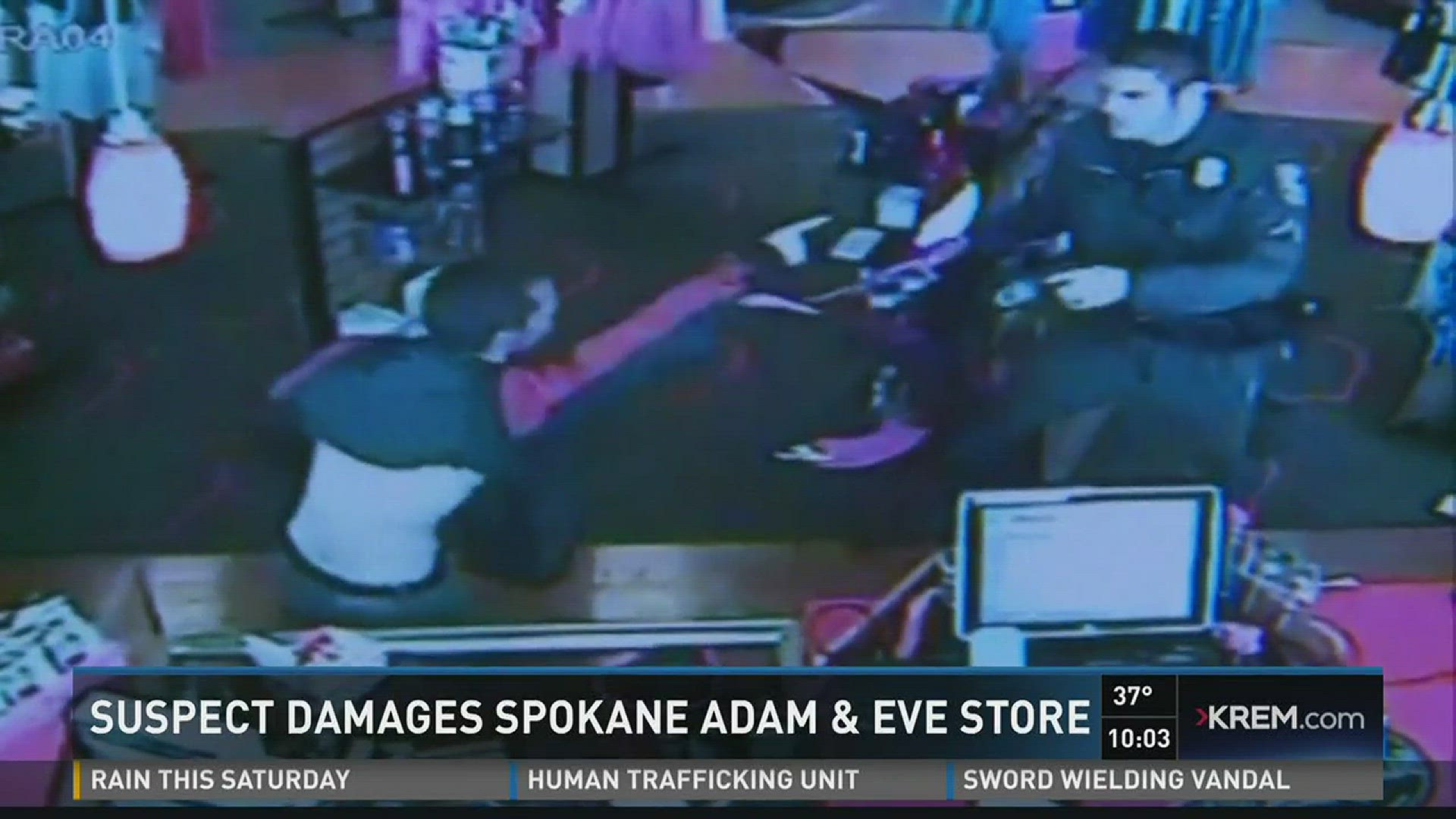 Suspect scuffles with Spokane Police inside adult store | krem.com