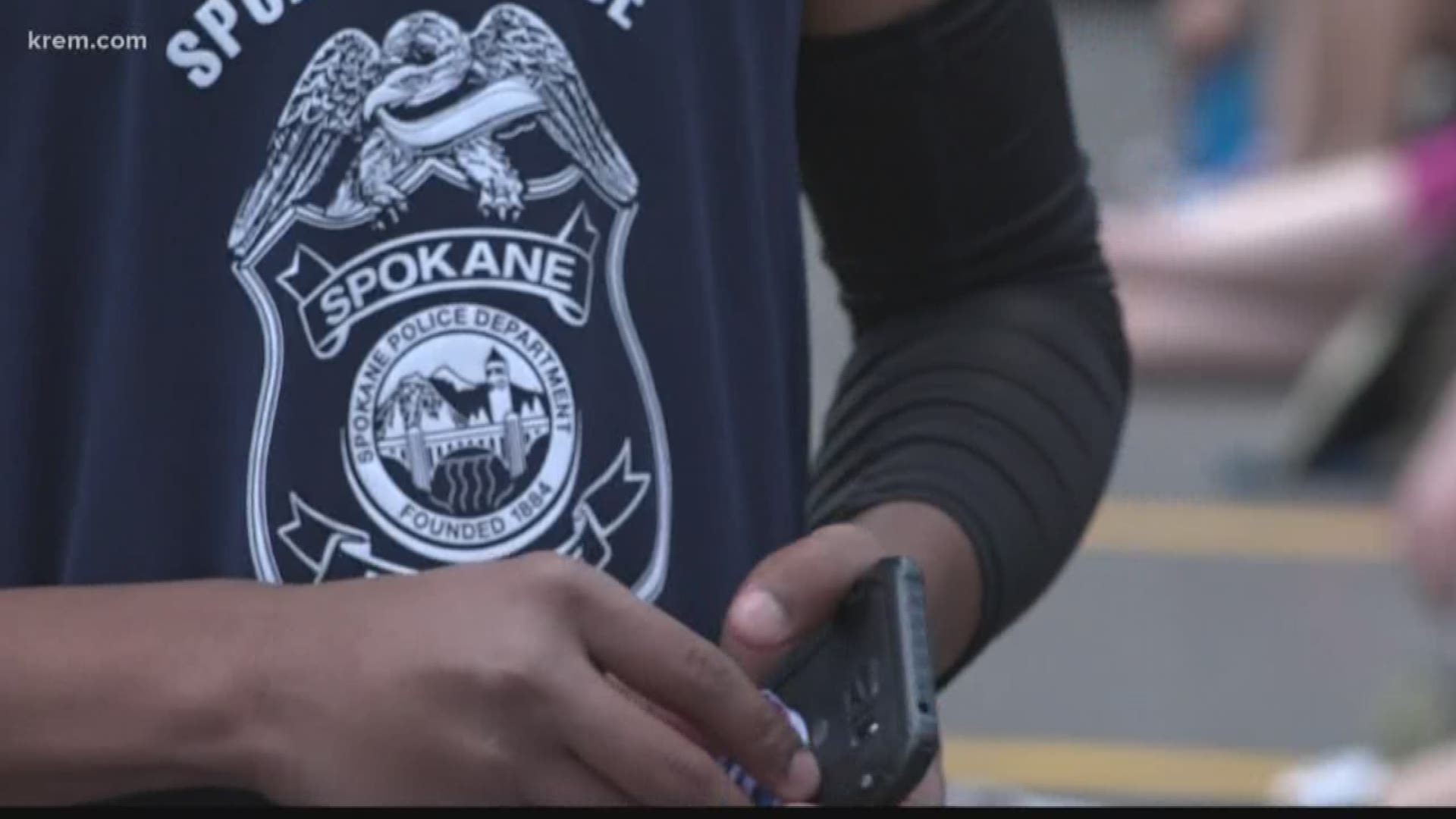 KREM's Shayna Waltower met with Spokane Police about the team they are sponsoring of at-risk teens in this year's Hoopfest.