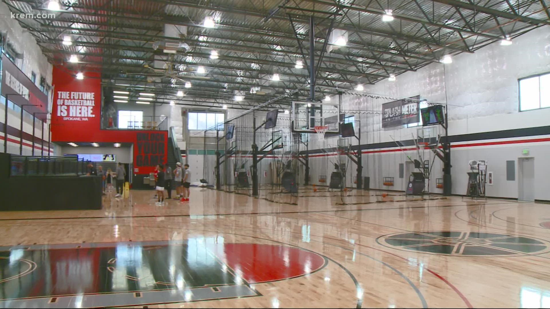 The new Shoot 360 offers a skill development pods and other stations where players can work on ball handling, passing and shooting.